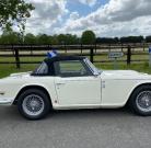 TRIUMPH TR 250 