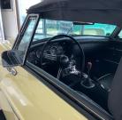 MGB roadster de 1968  magnifique couleur Primerose Yellow VENDU