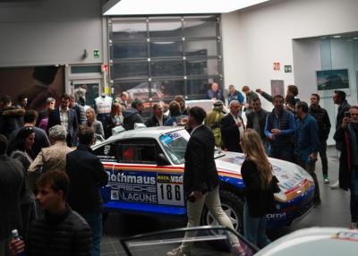 Soirée  d'inauguration de nos deux Porsche 959 au Centre Porsche de Girona en Espagne ! 