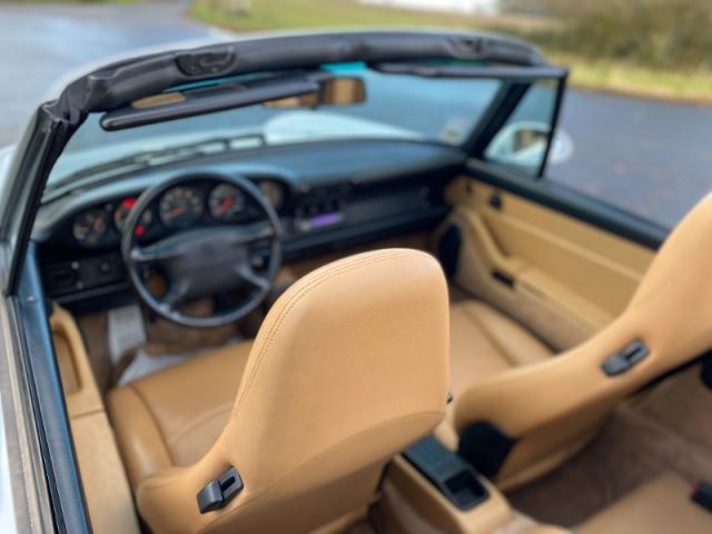 PORSCHE 911 TYPE 993 CABRIOLET 285 CH BVM6 VARIORAM