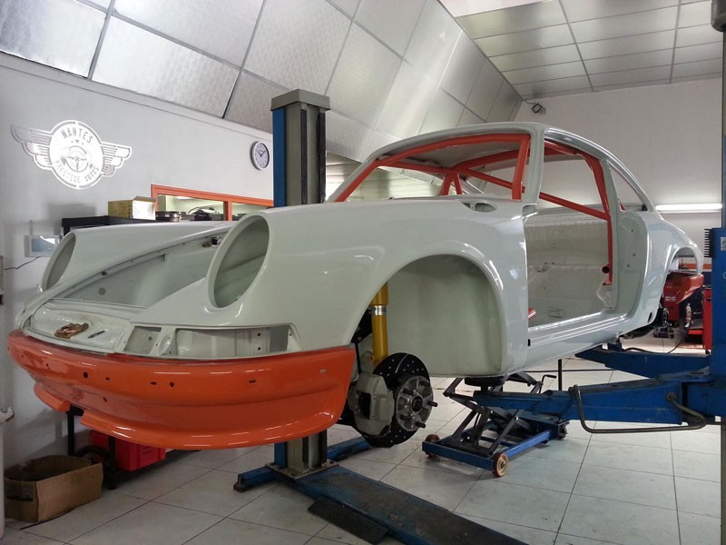 NANTES PRESTIGE AUTOS - Entretien et peinture de véhicules Porsche de collection
